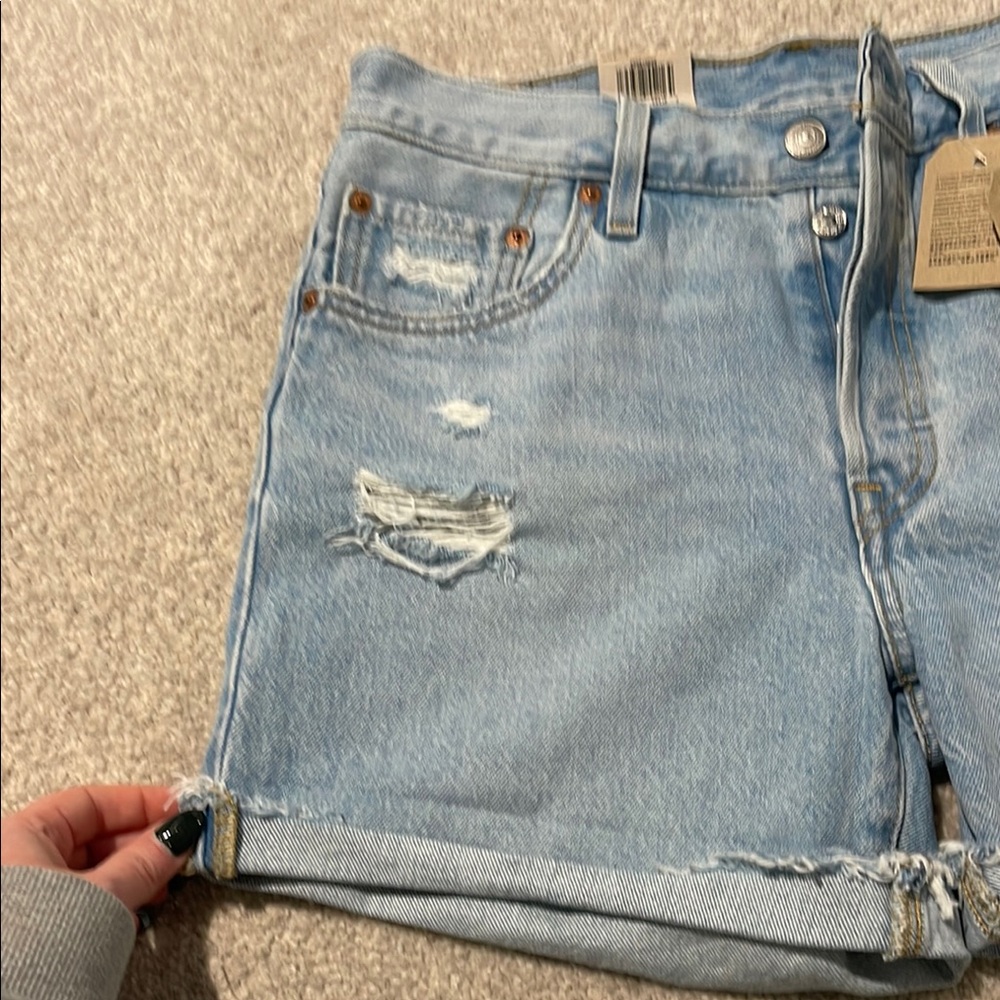 Levi's Women's Light Blue Denim Shorts - Picture 3 of 8